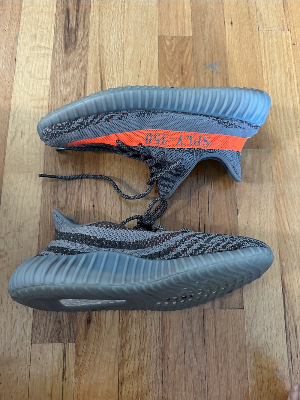 Yeezy Boost 350 V2 Style Sneaker Beluga - Gray with Orange Stripe sz 10.5 - Picture 2 of 9